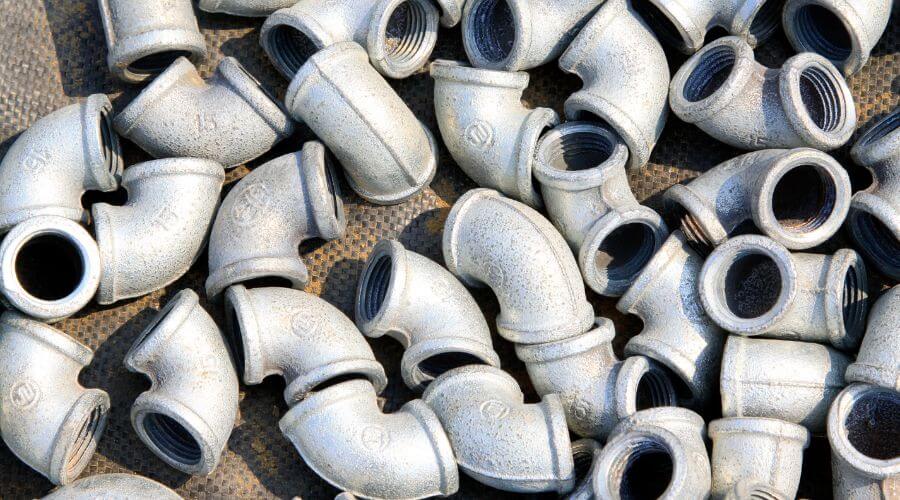 Professional gutter cleaning in Highland, MI